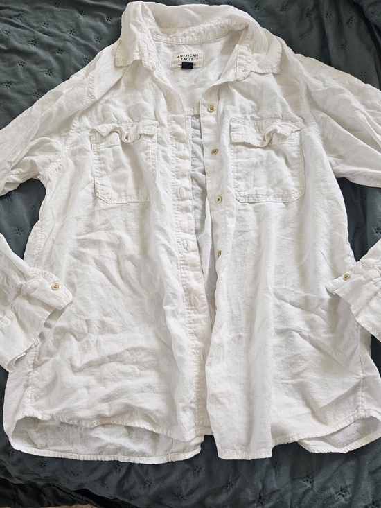 American Eagle Outfitters Tops - American Eagle Outfitters White Lightweight Shirt
